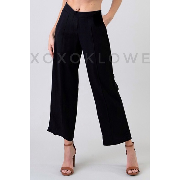 POL Black Velvet Flare Pants Holidays Christmas - Picture 6 of 8